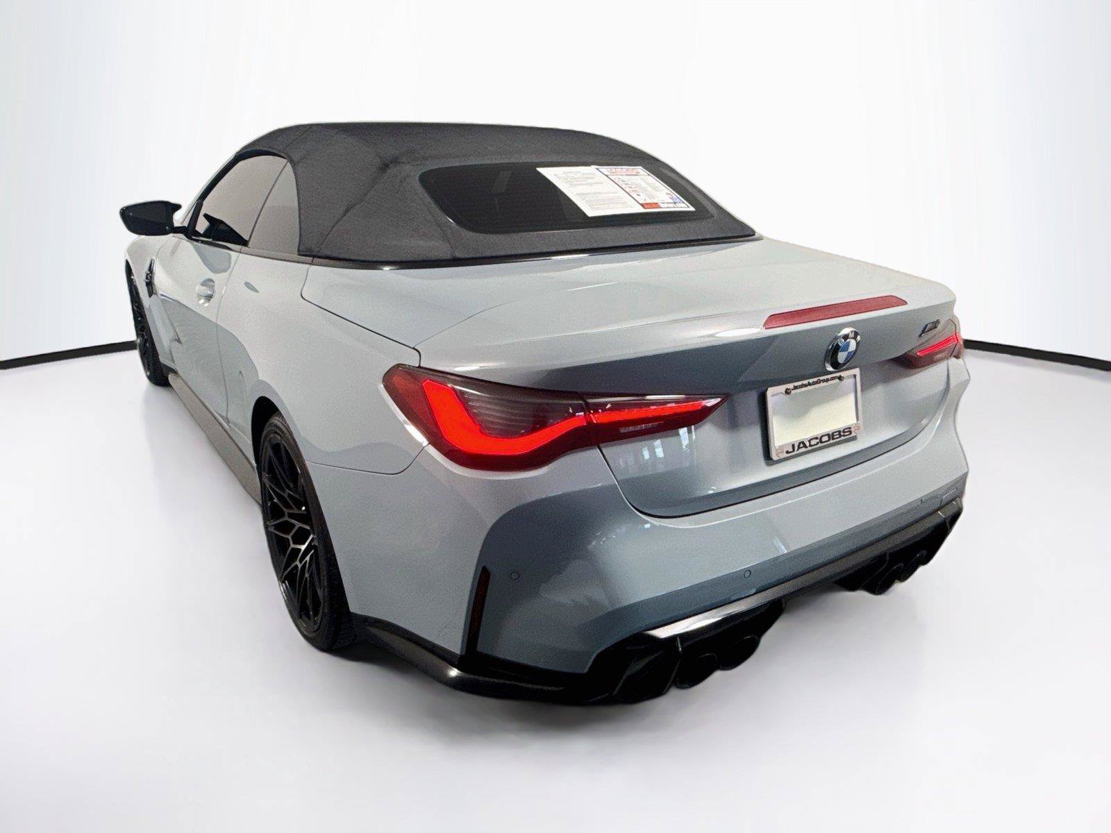Used 2022 BMW M4 xDrive Competition w/ Executive Package AWD/4WD image 3