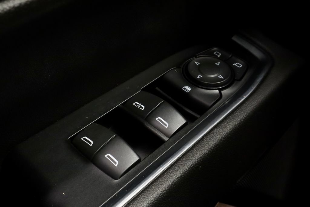 Used 2024 Chevrolet Silverado 1500 LT AWD/4WD image 26