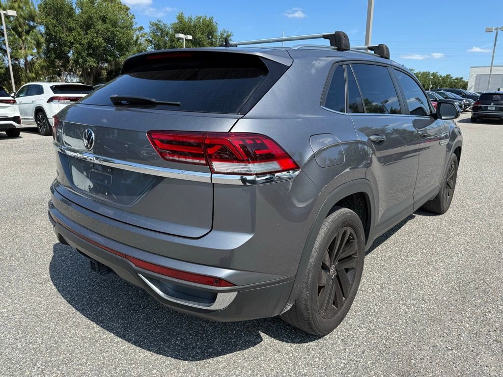 Certified 2023 Volkswagen Atlas Cross Sport SE w/ Black Wheel Package image 9