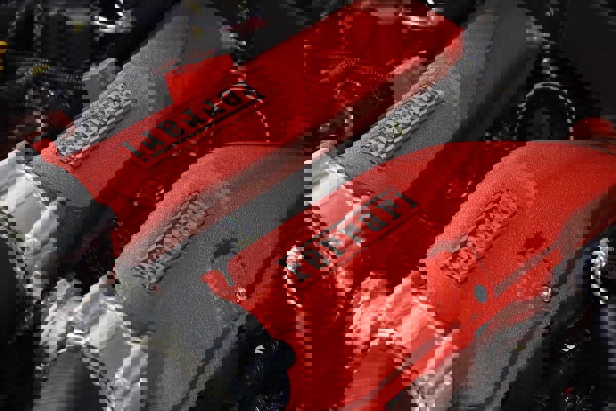 Used 2018 Ferrari California T image 30