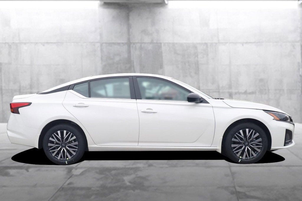 New 2026 Nissan Altima 2.5 SV AWD/4WD image 5
