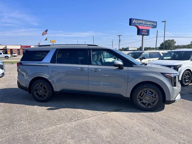 New 2026 Kia Carnival EX FWD image 2