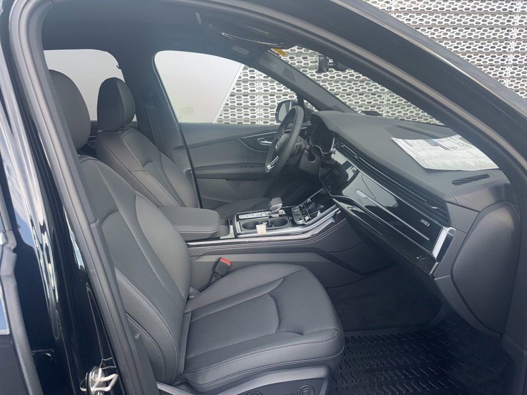 New 2025 Audi Q7 3.0T Premium Plus image 5