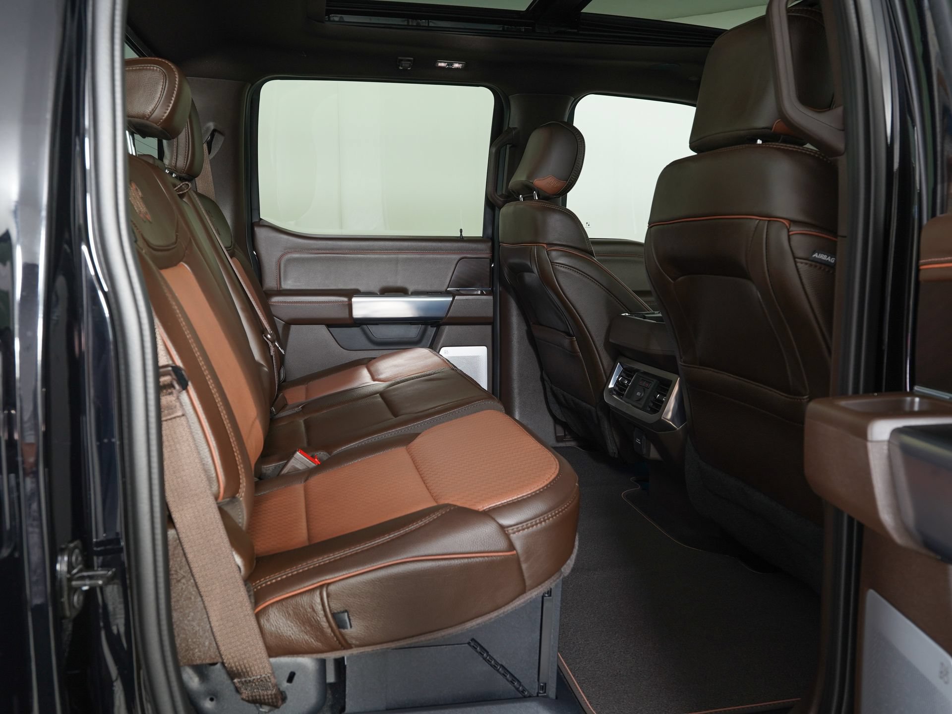 Used 2026 Ford F450 King Ranch AWD/4WD image 9