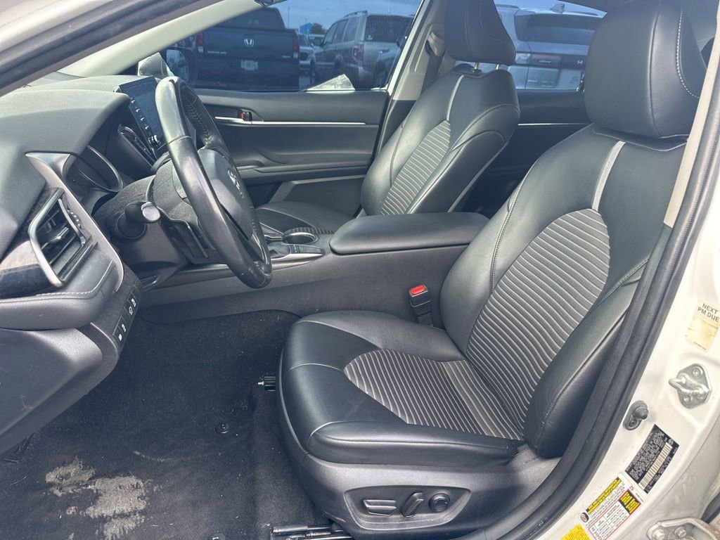 Used 2022 Toyota Camry SE FWD image 18