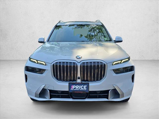 Used 2024 BMW X7 xDrive40i AWD/4WD image 2