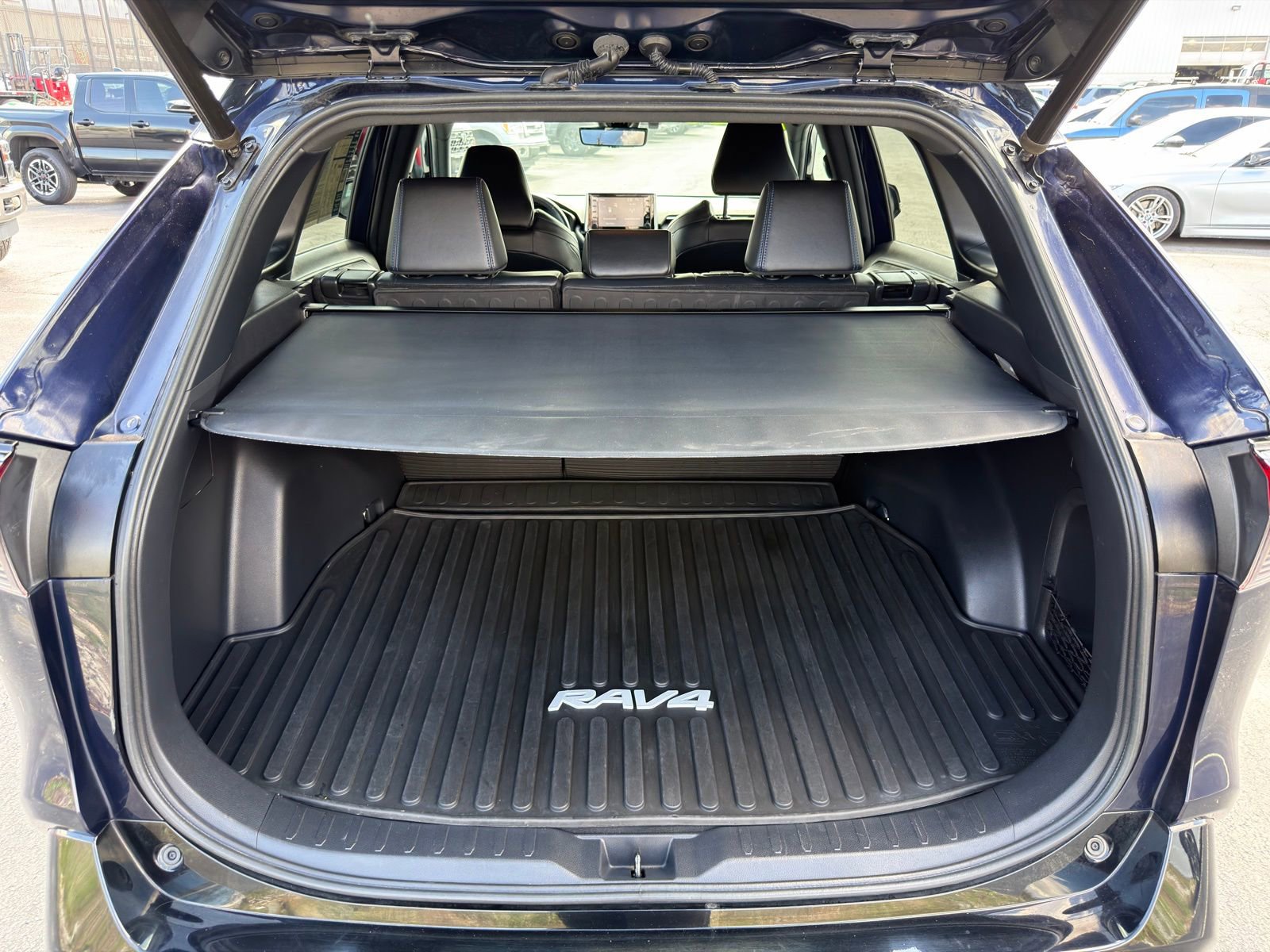 Used 2020 Toyota RAV4 XSE w/ XSE Grade Weather Package image 32