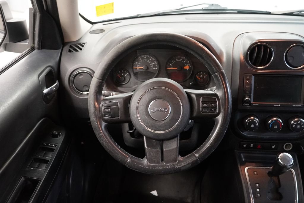 Used 2014 Jeep Patriot Latitude image 9