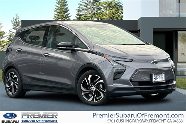 Used 2022 Chevrolet Bolt LT w/ Infotainment Package image 1