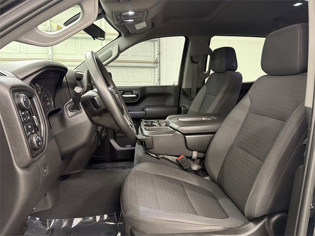 Used 2022 Chevrolet Silverado 1500 Custom w/ Safety Confidence Package image 18