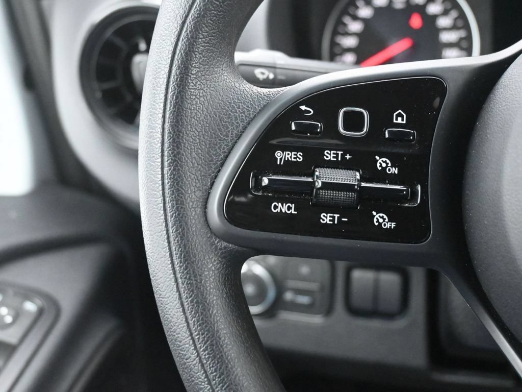 Used 2024 Mercedes-Benz Sprinter 2500 image 30
