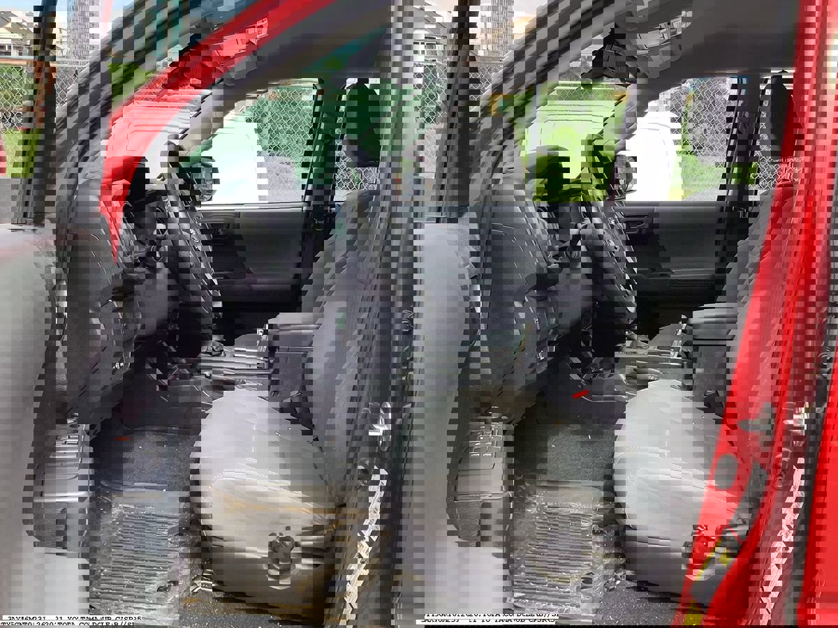 Used 2021 Toyota Tacoma SR w/ SR Convenience Package RWD image 12