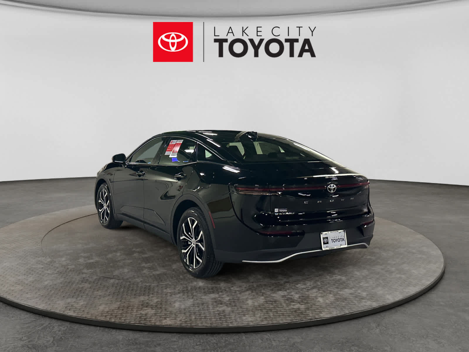 New 2026 Toyota Crown AWD/4WD image 4