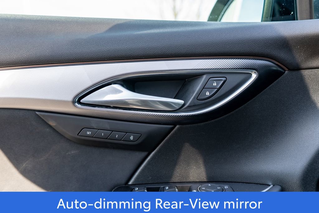 Used 2025 Buick Envision Sport Touring image 17