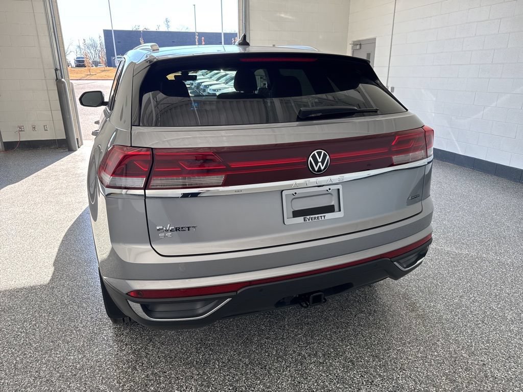 New 2026 Volkswagen Atlas Cross Sport SE AWD/4WD image 3