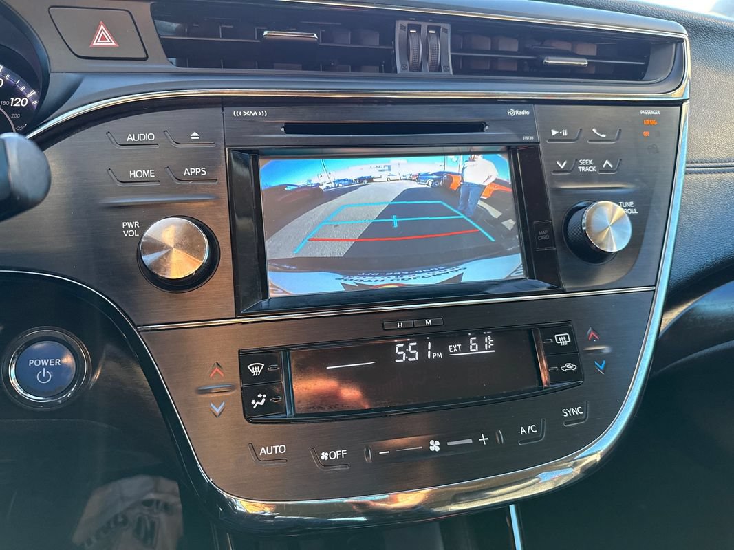 Used 2018 Toyota Avalon XLE Premium FWD image 17