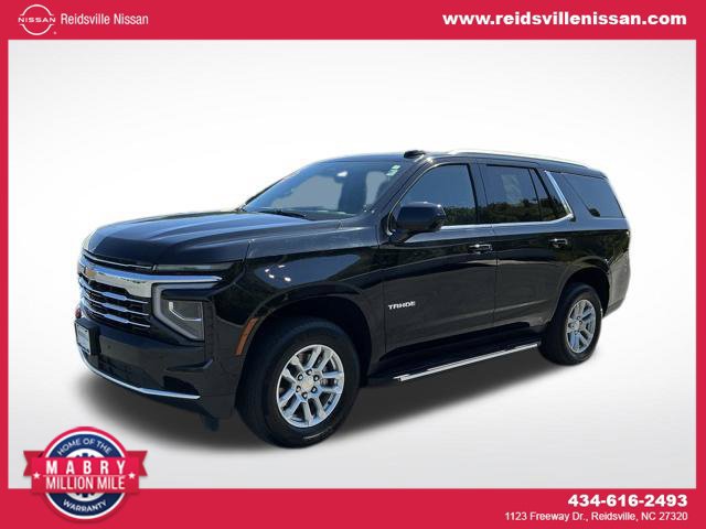 Used 2025 Chevrolet Tahoe LT AWD/4WD image 1