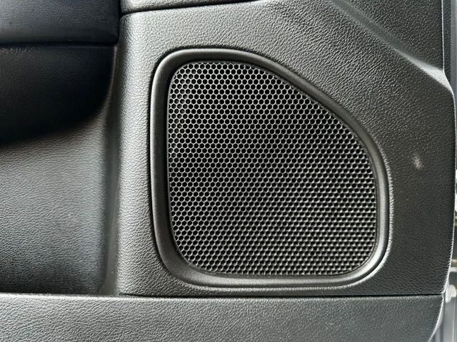 Used 2014 Dodge Avenger SXT w/ Sun/Sound Group image 15