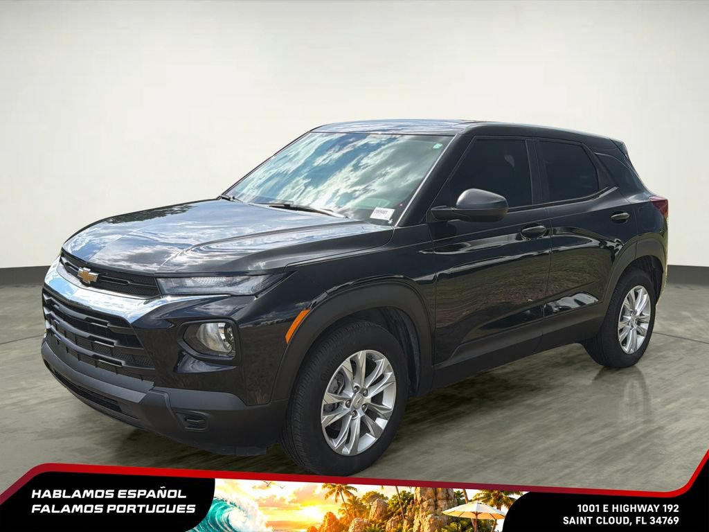 Used 2023 Chevrolet TrailBlazer LS FWD image 2