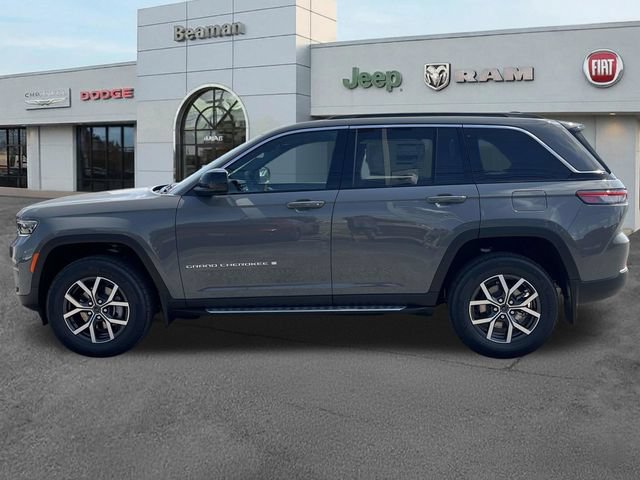 New 2027 Jeep Grand Cherokee Laredo X AWD/4WD image 4