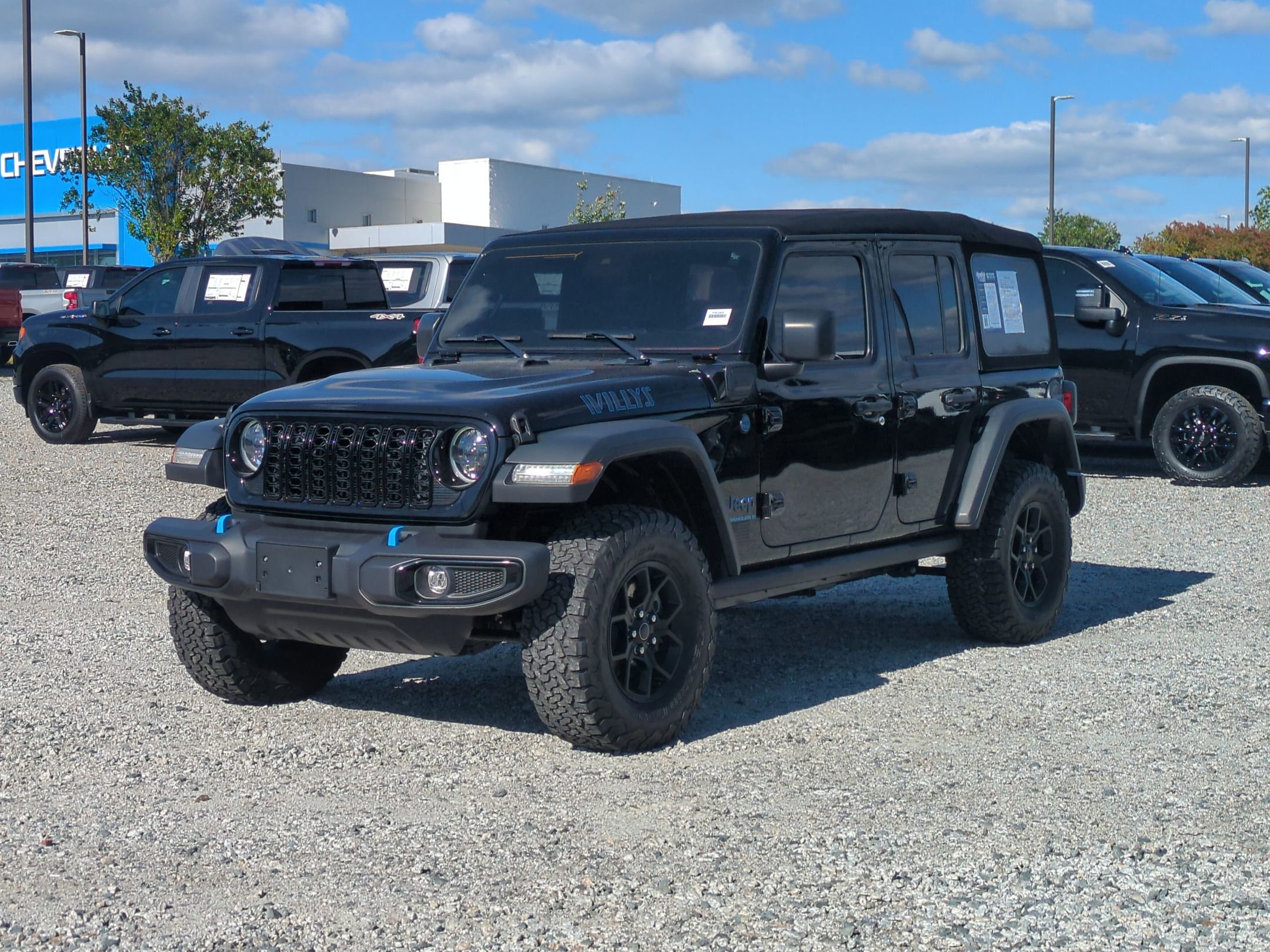 Used 2024 Jeep Wrangler Unlimited AWD/4WD image 5