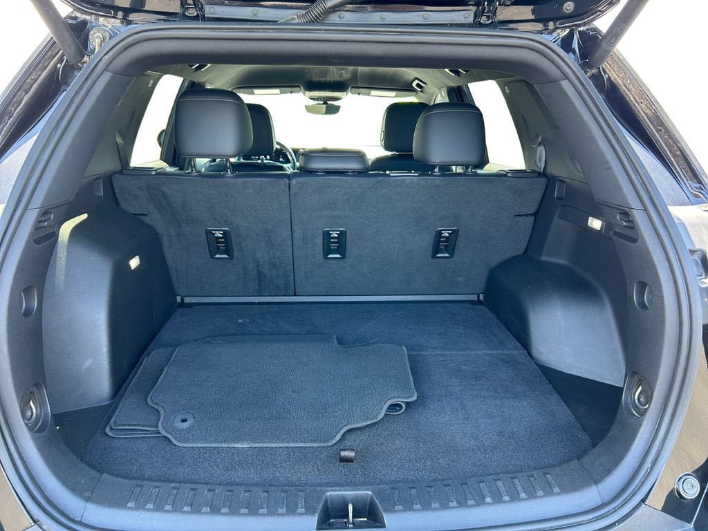 Certified 2025 Chevrolet Equinox LT w/ Convenience Package II AWD/4WD image 19