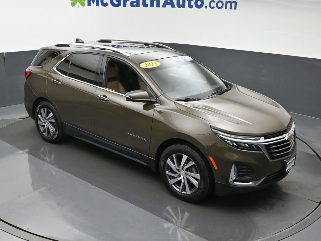 Used 2023 Chevrolet Equinox Premier FWD image 3