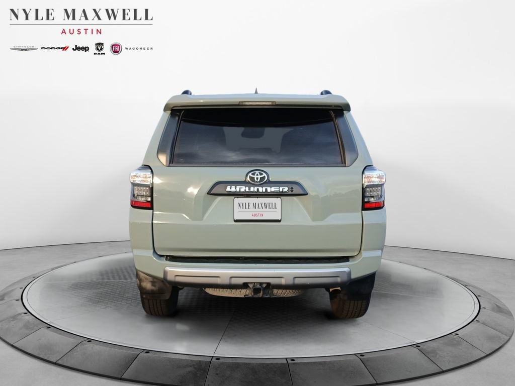 Used 2022 Toyota 4Runner TRD Off-Road Premium AWD/4WD image 15