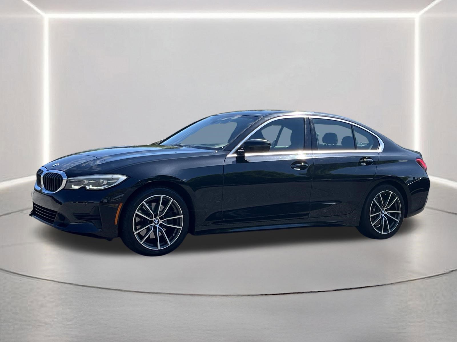 Used 2021 BMW 330i Sedan w/ Premium Package image 21
