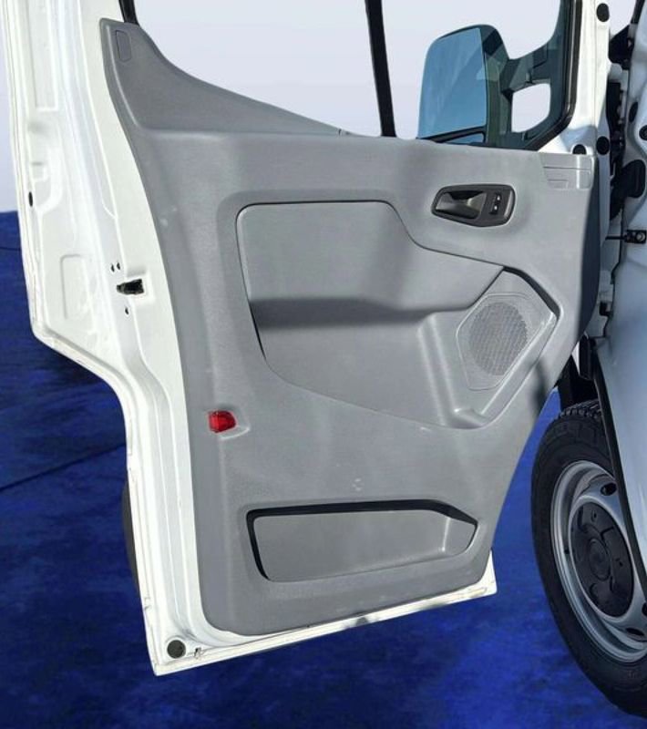 Used 2018 Ford Transit 250 250 w/ Interior Upgrade Package image 15