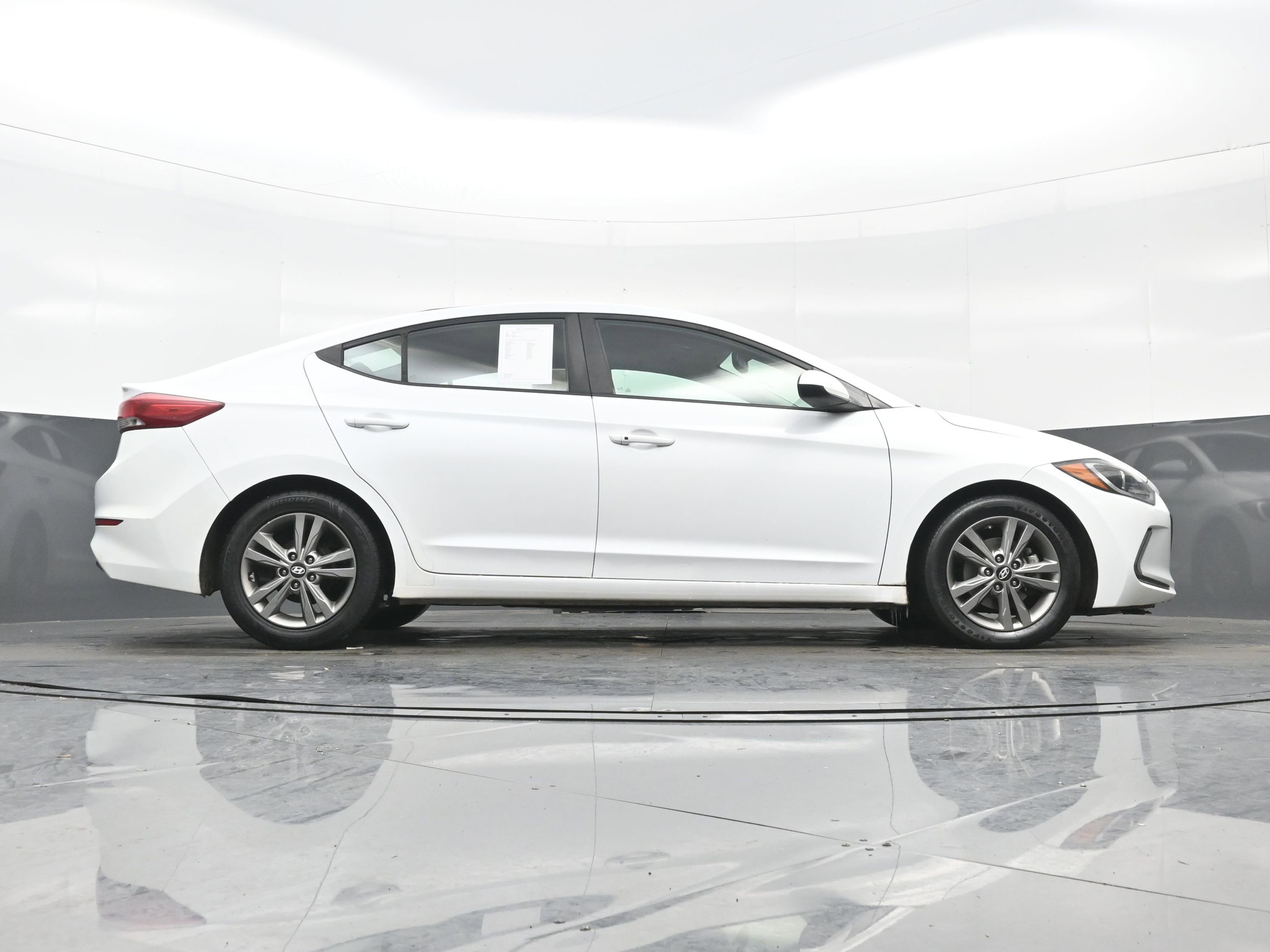 Used 2017 Hyundai Elantra Value Edition image 29