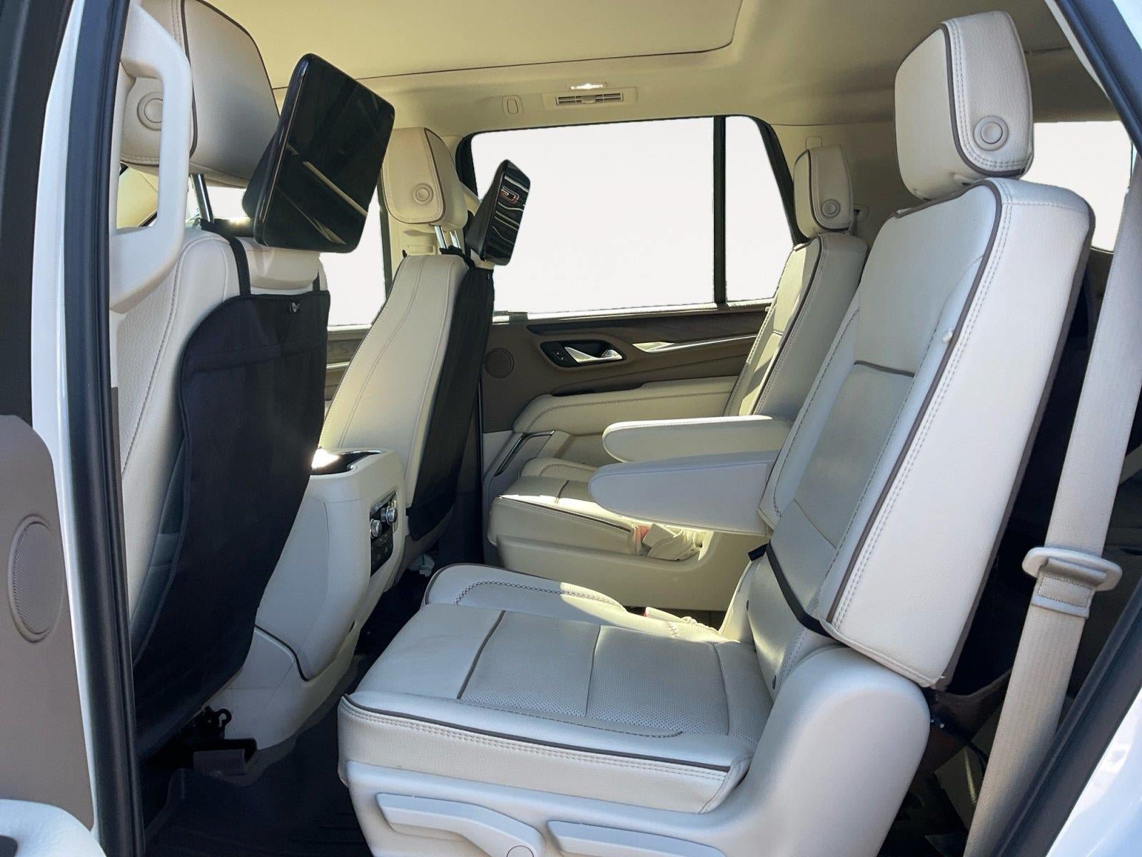 Certified 2023 GMC Yukon Denali w/ Advanced Technology Package AWD/4WD image 13