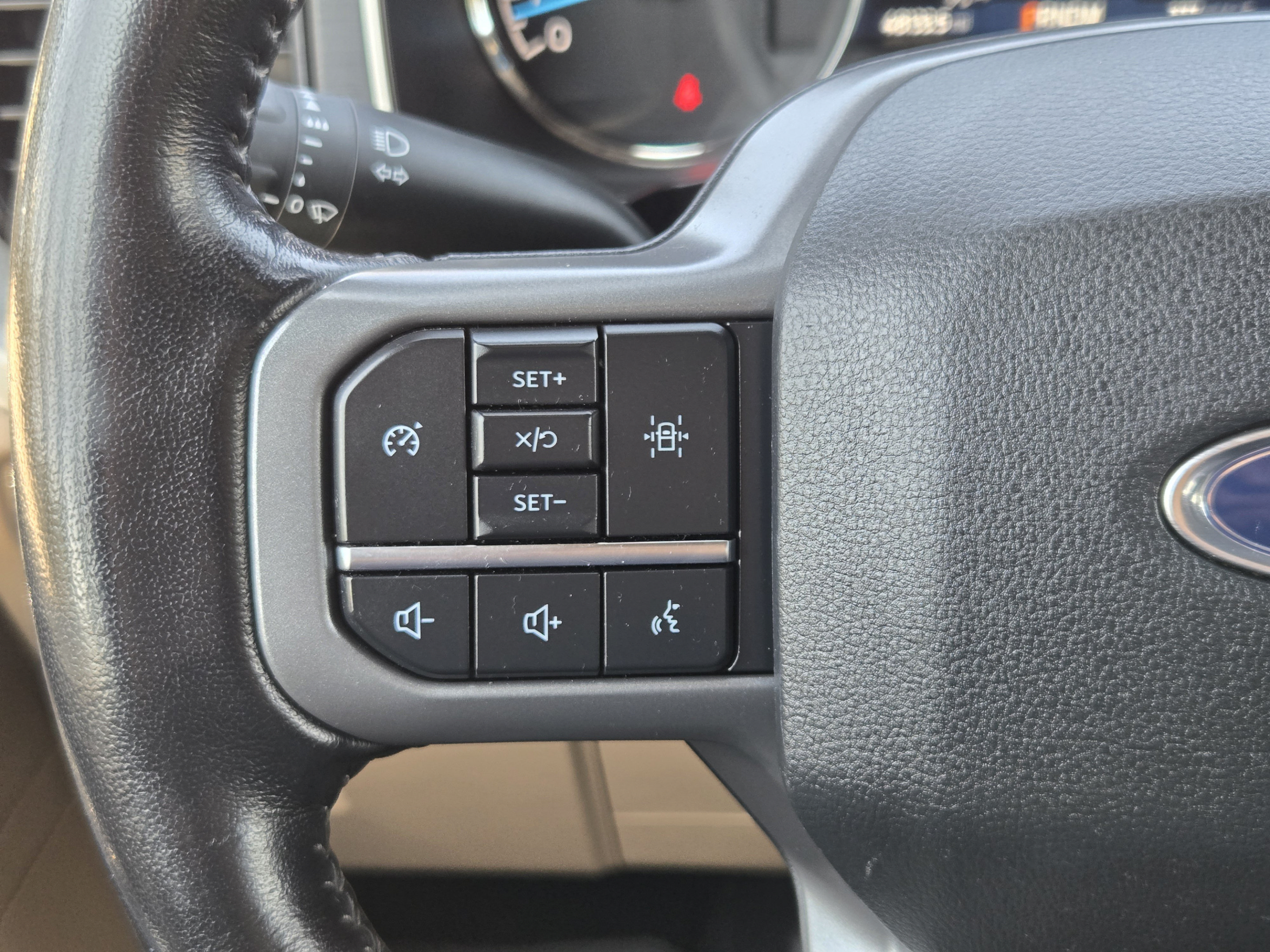 Used 2022 Ford F150 XLT w/ Equipment Group 301A Mid AWD/4WD image 24