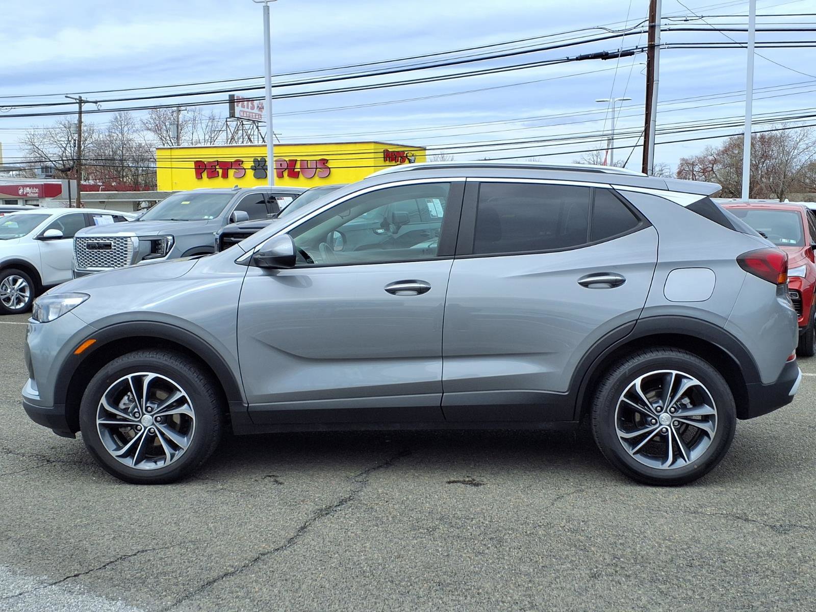 Certified 2023 Buick Encore GX Select w/ Safety Package II image 7