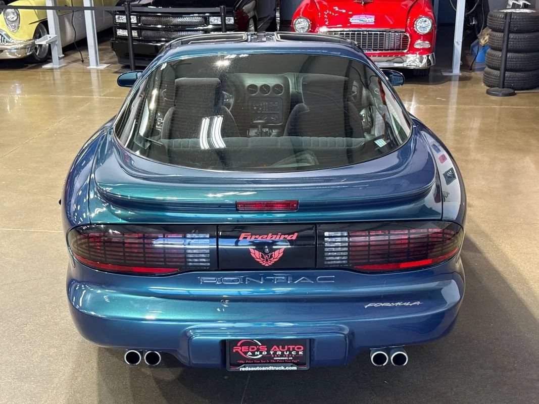 Used 1997 Pontiac Firebird Formula w/ Opt Pkg RWD image 6