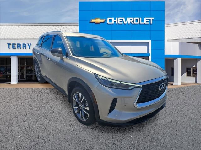 Used 2023 INFINITI QX60 Luxe w/ Cargo Package