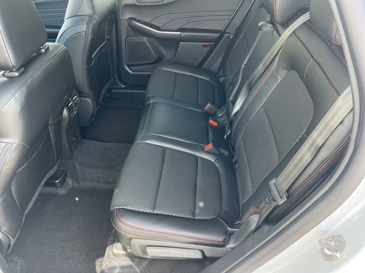 New 2026 Ford Escape ST-Line w/ Tech Pack #1 image 20