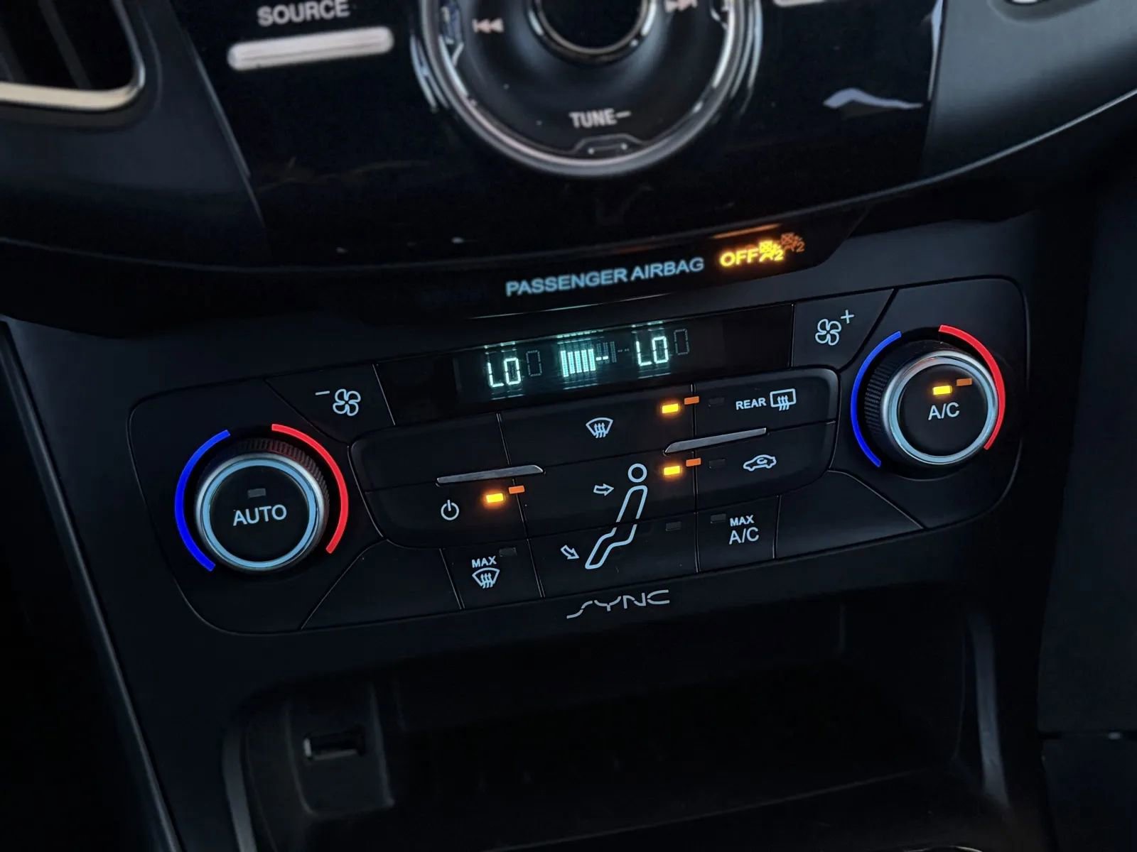 Used 2017 Ford Focus ST w/ Equipment Group 401A image 33