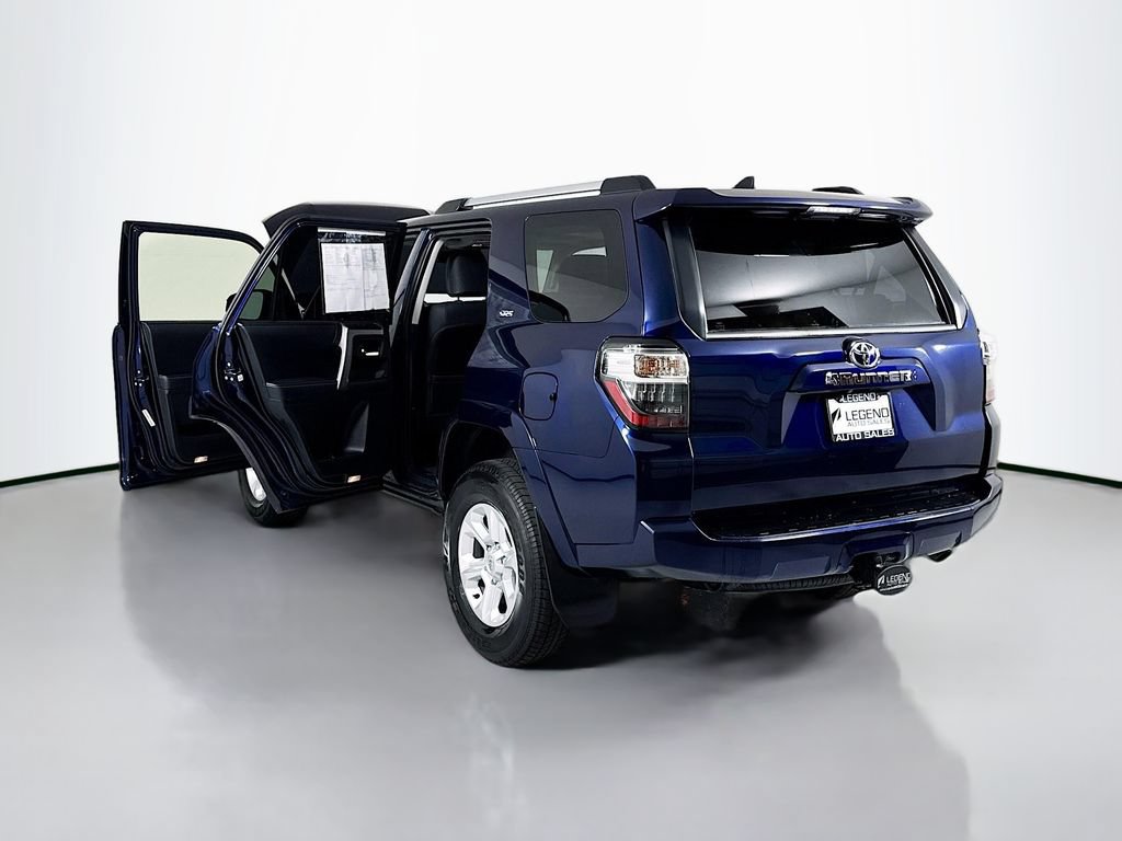 Used 2022 Toyota 4Runner SR5 Premium w/ Moonroof Package AWD/4WD image 24