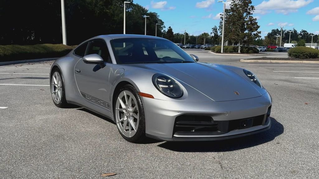 Used 2025 Porsche 911 Carrera image 2