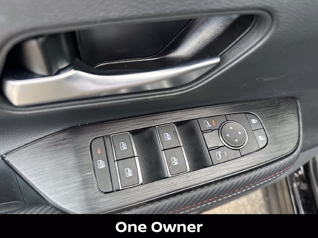 Certified 2026 Nissan Kicks SR FWD image 10
