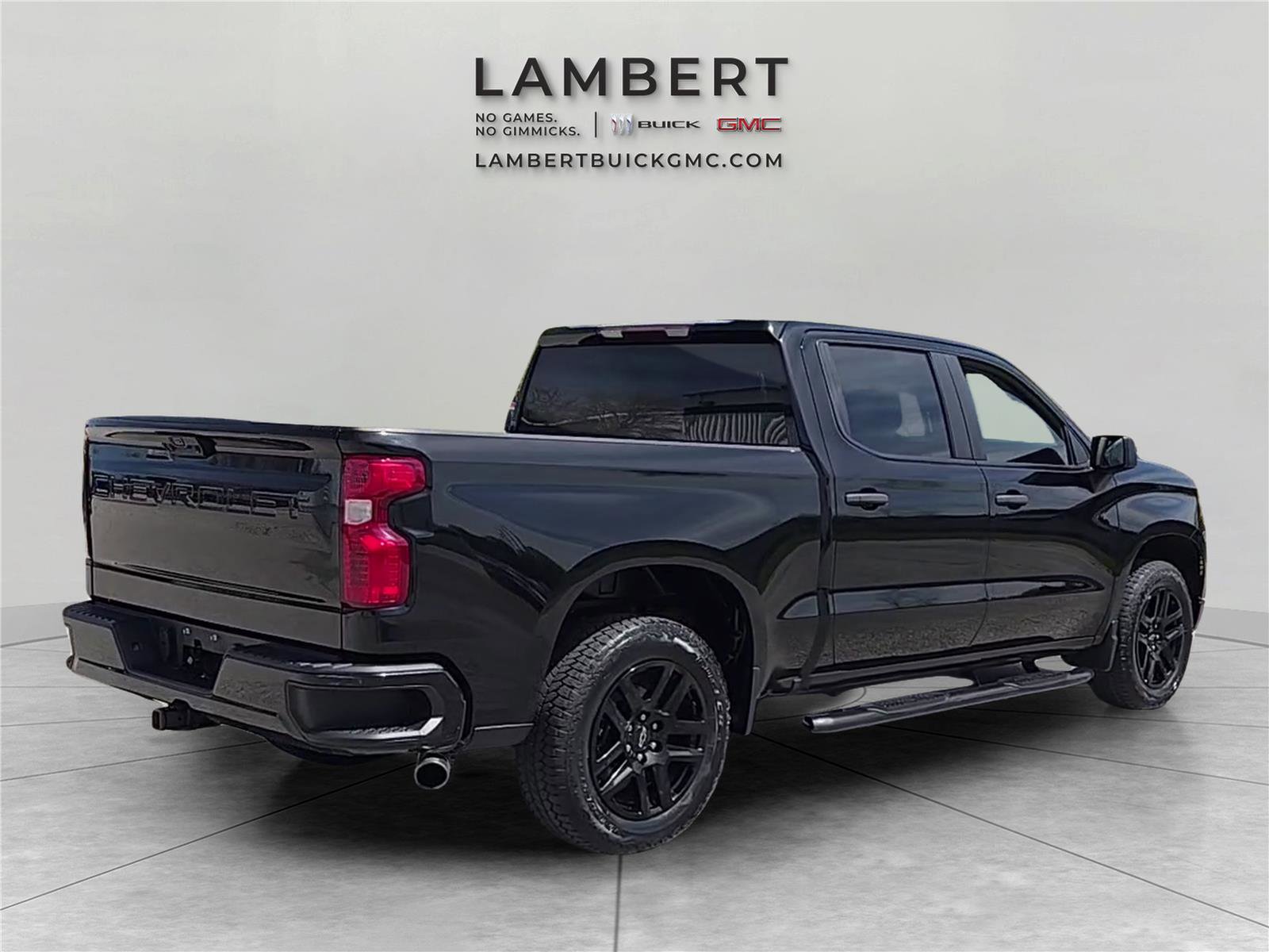 Used 2023 Chevrolet Silverado 1500 Custom AWD/4WD image 5