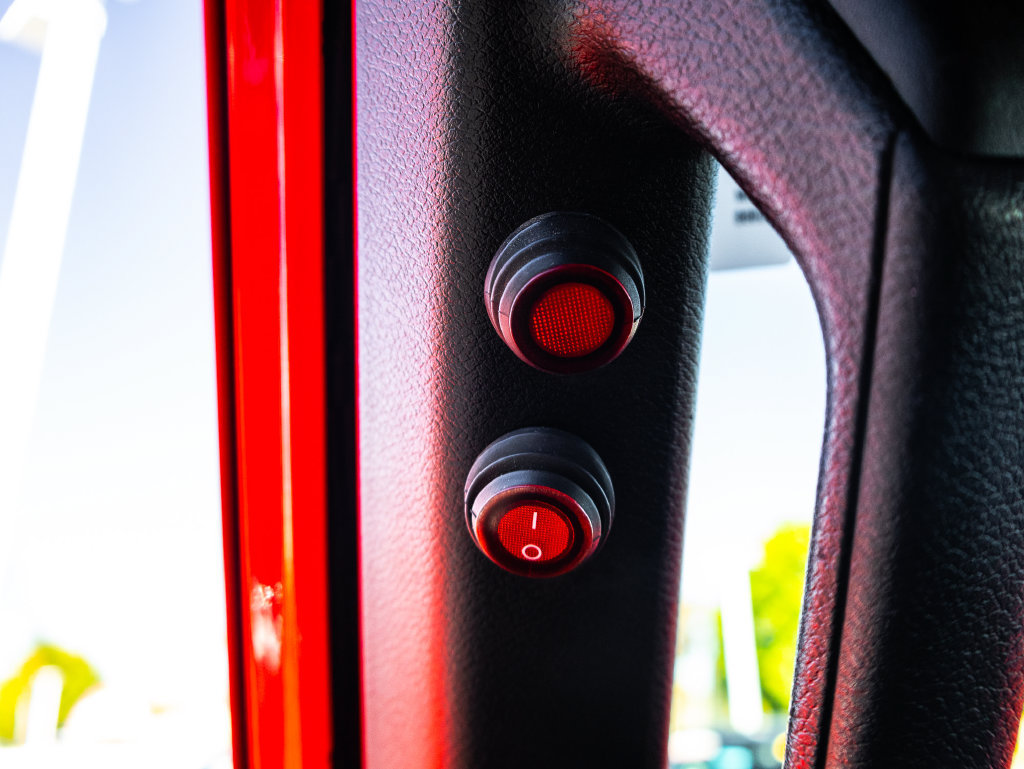 Used 2018 Jeep Wrangler Unlimited Sport S AWD/4WD image 48