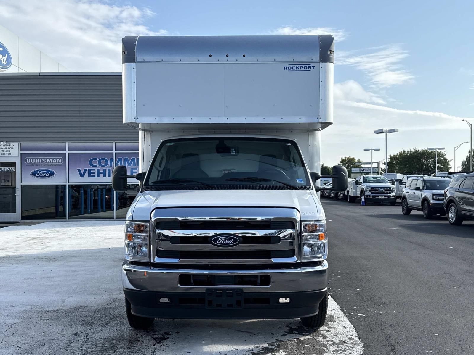 New 2027 Ford E-450 and Econoline 450 Super Duty w/ Power Equipment Group RWD image 8