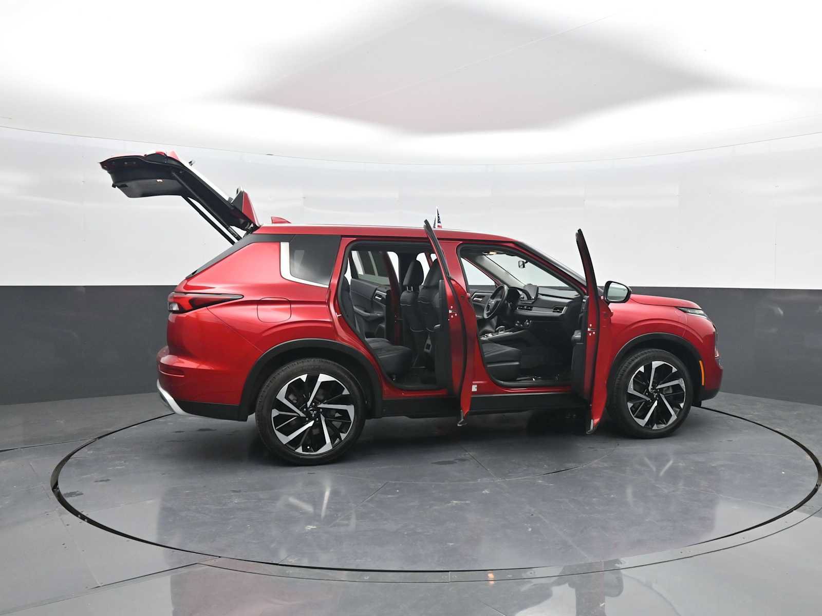 Used 2024 Mitsubishi Outlander SE AWD/4WD image 25