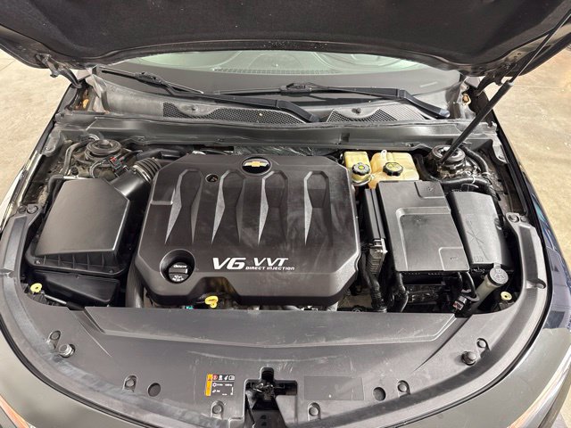 Used 2015 Chevrolet Impala LT FWD image 11
