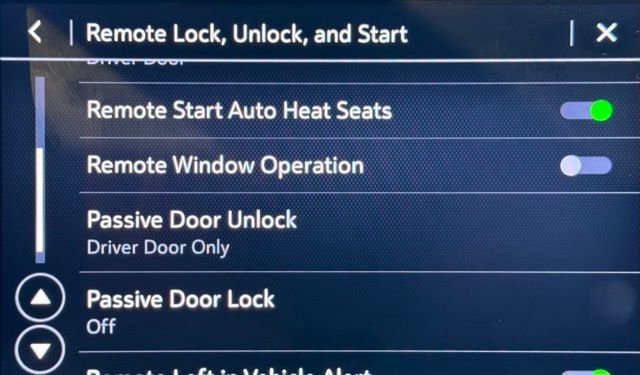 Used 2023 GMC Acadia SLE w/ Driver Convenience Package image 30