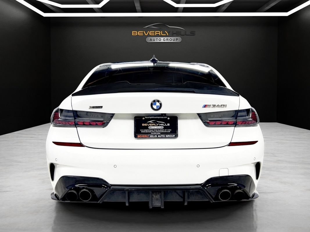 Used 2022 BMW M340i xDrive w/ Driving Assistance Package AWD/4WD image 4