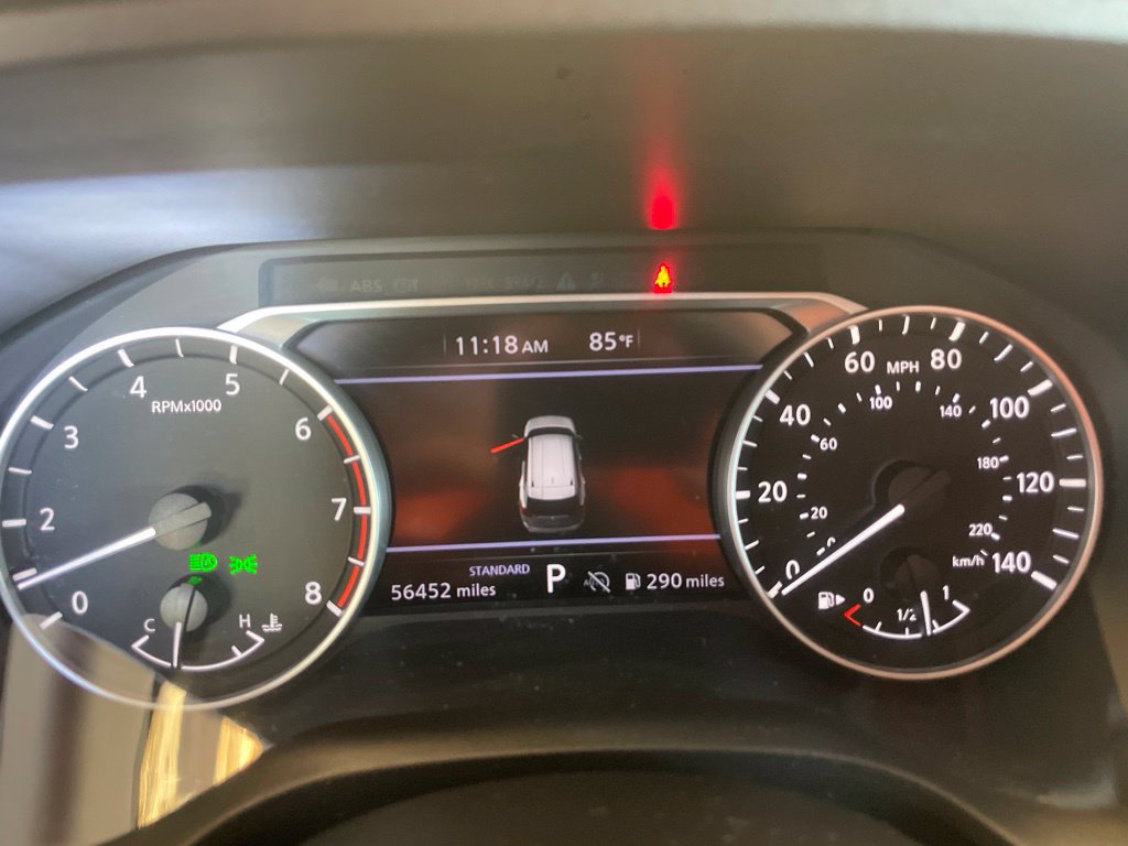 Used 2024 Nissan Rogue S FWD image 25