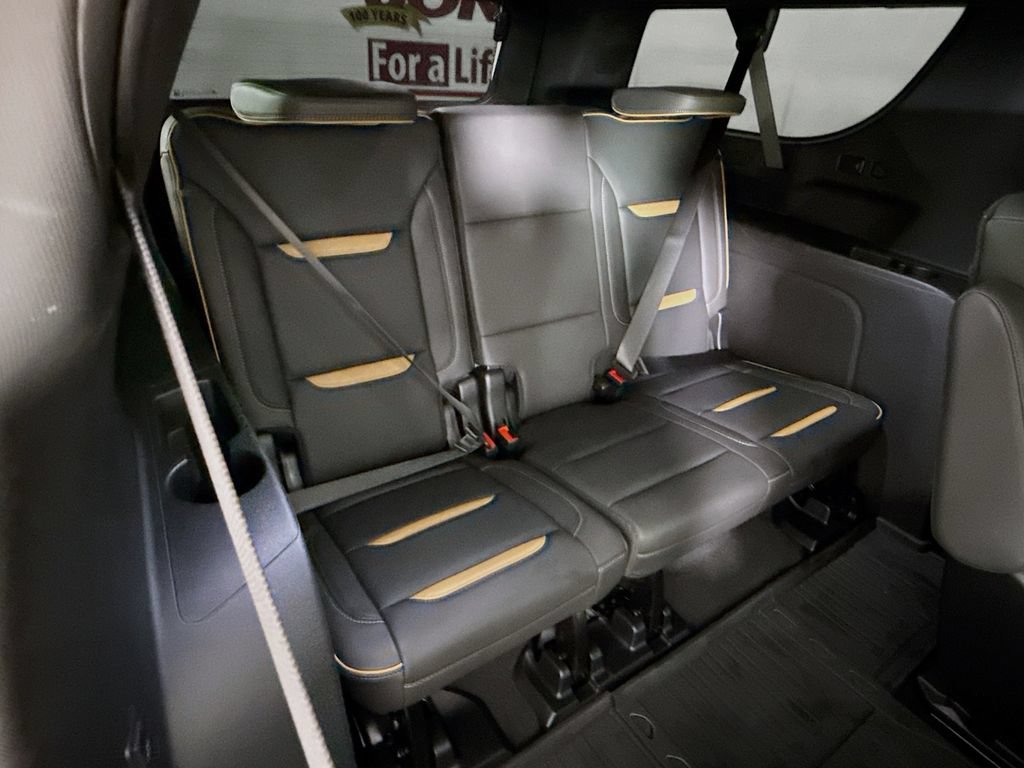 Used 2024 GMC Yukon XL AT4 AWD/4WD image 33